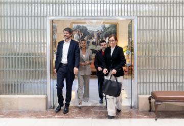 Sumar presenta un real decreto para congelar los alquileres y restringir los pisos turísticos