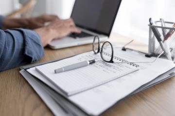 Hoe valse documenten van een potentiële huurder te herkennen