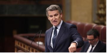 Feijóo kritizuje bytovou politiku Sáncheze: „Z Španělska vlastníků udělá Španělsko nejistých nájemníků.“