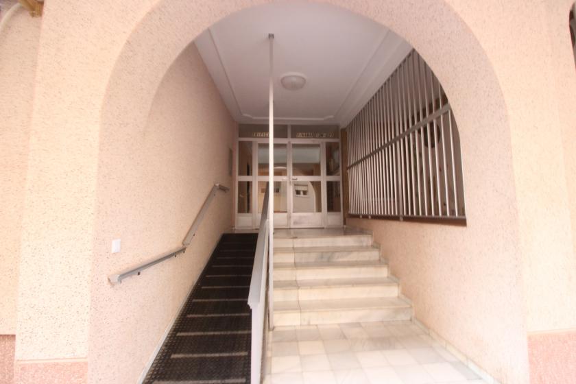 Grupo Nexus Real Estate is selling an apartment on Arenas  Street in Guardamar del Segura.  in Nexus Grupo