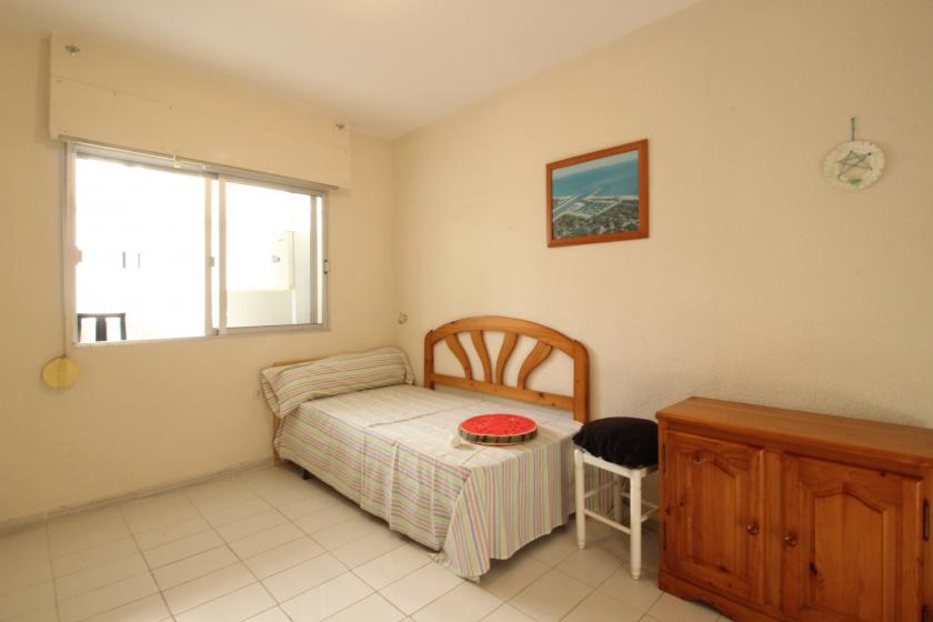 Grupo Nexus Real Estate is selling an apartment on Arenas  Street in Guardamar del Segura.  in Nexus Grupo