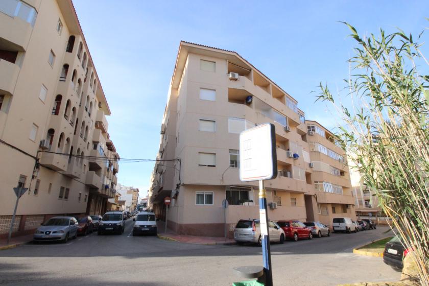 Grupo Nexus Real Estate is selling an apartment on Arenas  Street in Guardamar del Segura.  in Nexus Grupo