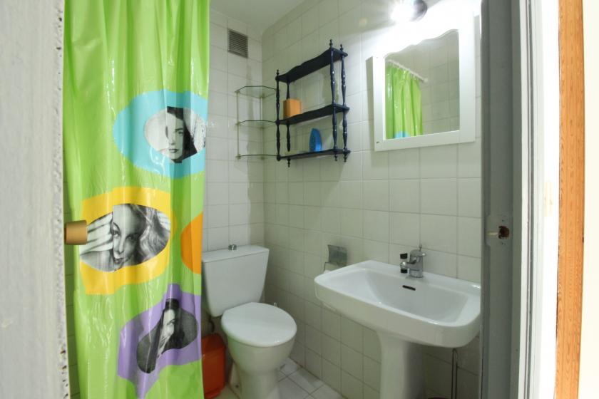 Grupo Nexus Real Estate is selling an apartment on Arenas  Street in Guardamar del Segura.  in Nexus Grupo