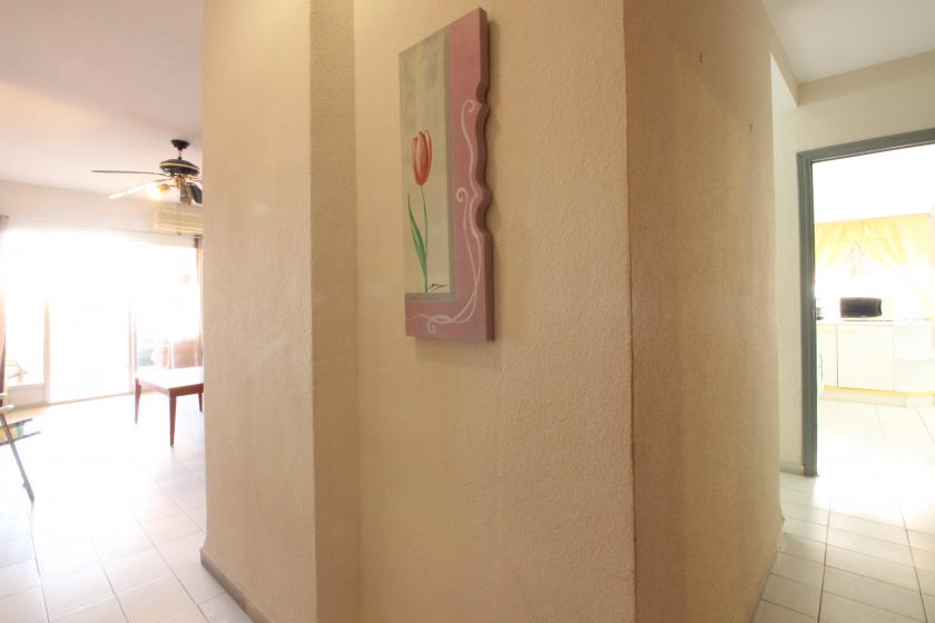 Grupo Nexus Real Estate is selling an apartment on Arenas  Street in Guardamar del Segura.  in Nexus Grupo