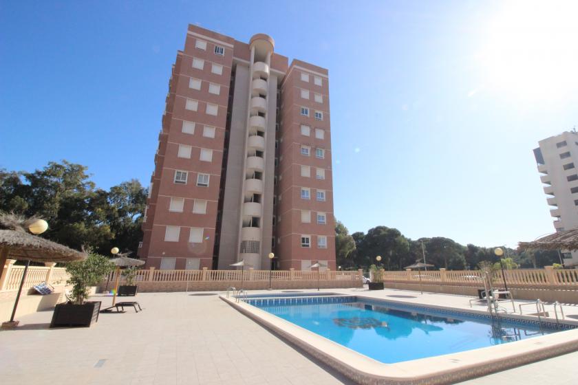 Grupo Nexus sprzedaje imponujący penthouse na ulicy Alcalde Rosalino Pérez Hernández w Guardamar del Segura in Nexus Grupo