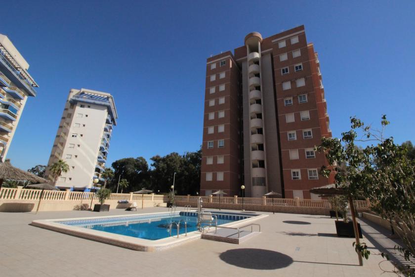 Grupo Nexus sprzedaje imponujący penthouse na ulicy Alcalde Rosalino Pérez Hernández w Guardamar del Segura in Nexus Grupo