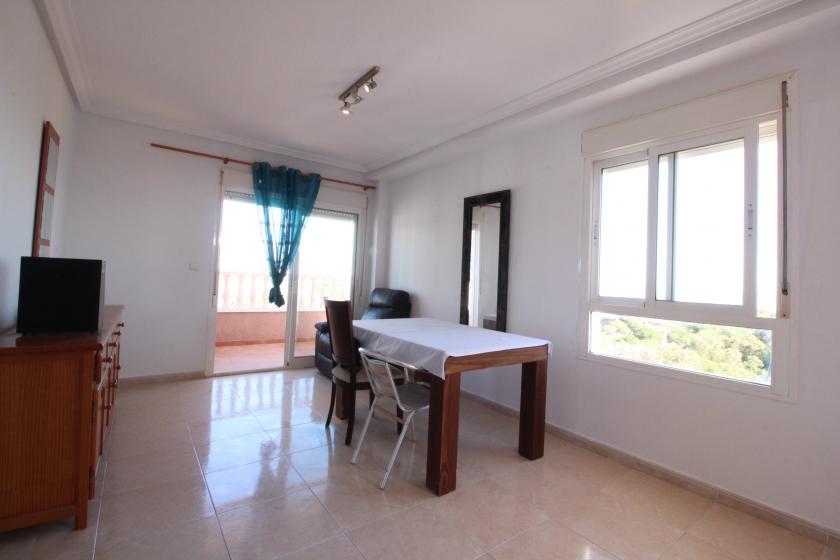 Grupo Nexus sprzedaje imponujący penthouse na ulicy Alcalde Rosalino Pérez Hernández w Guardamar del Segura in Nexus Grupo