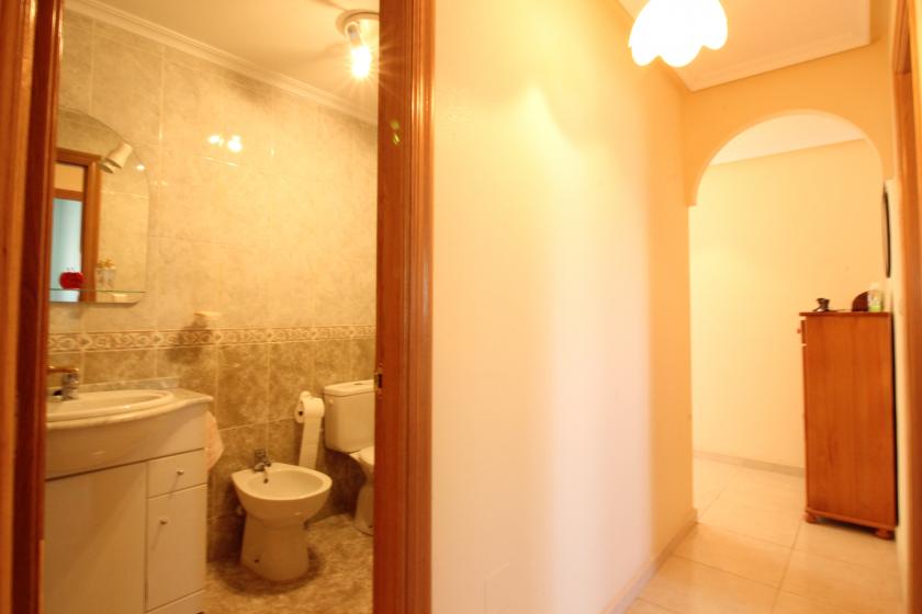 Your ideal home awaits you in this spectacular sixth-floor apartment with stunning views. Don't miss out in Nexus Grupo