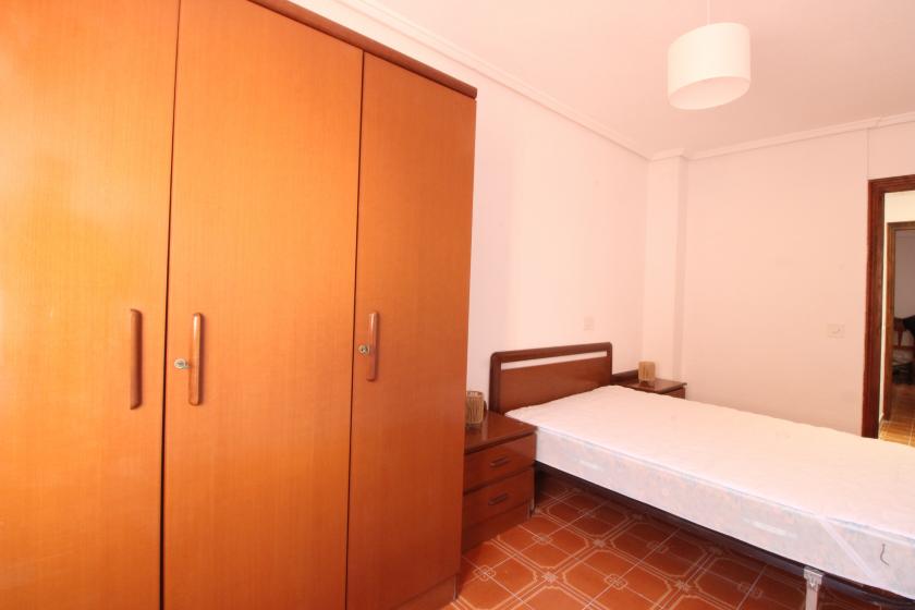 Inmobiliaria  Grupo  Nexus, Alquila  piso para todo el año en calle  San Emigdio in Nexus Grupo