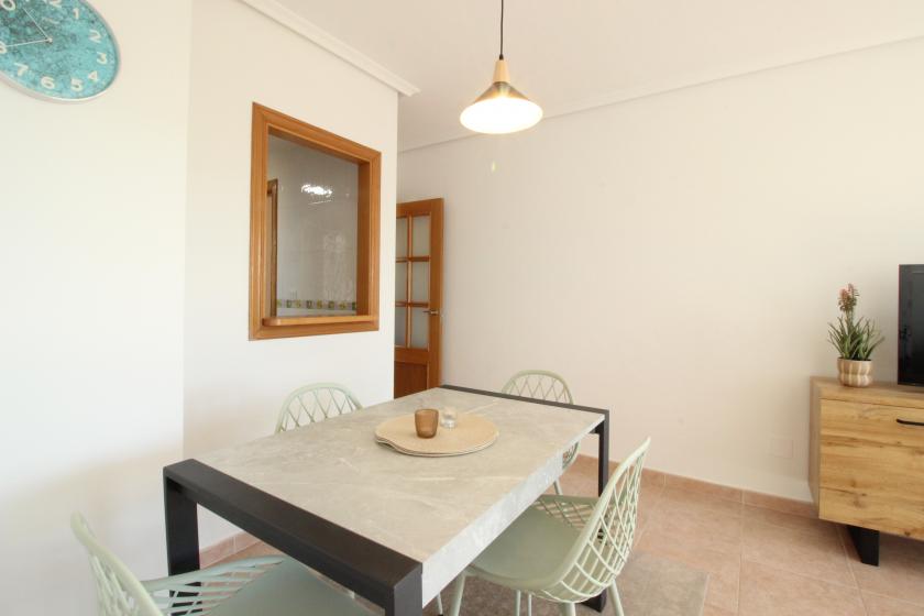 Inmobiliaria Grupo Nexus alquila piso para todo el año en calle  Médico Basilio Paredes Gomez  in Nexus Grupo