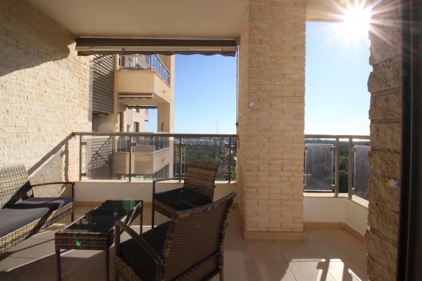 Inmobiliaria Grupo Nexus alquila piso para todo el año en calle  Médico Basilio Paredes Gomez  in Nexus Grupo