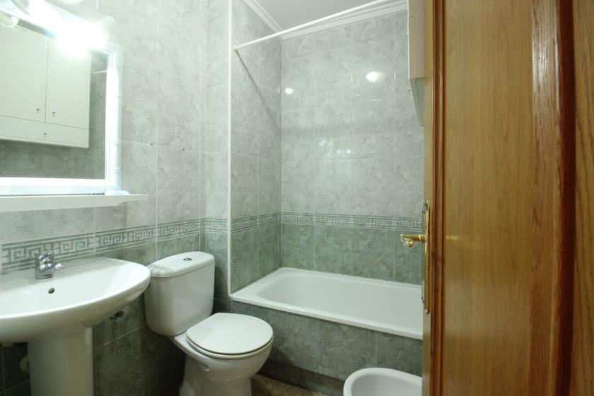 REAL ESTATE, GRUPO NEXUS SELLS APARTMENT ON LUIS RIVERA STREET IN GUARDAMAR DEL SEGURA in Nexus Grupo
