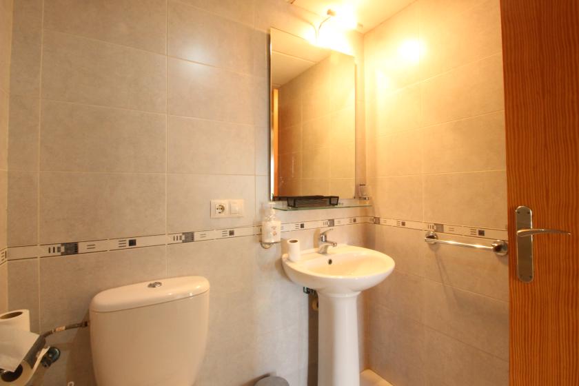 Inmobiliaria Grupo Nexus, Alquila piso para todo el año en Guardamar del Segura in Nexus Grupo