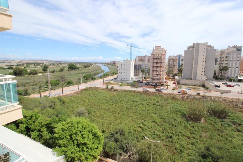 Inmobiliaria Grupo Nexus, Alquila piso para todo el año en Guardamar del Segura in Nexus Grupo