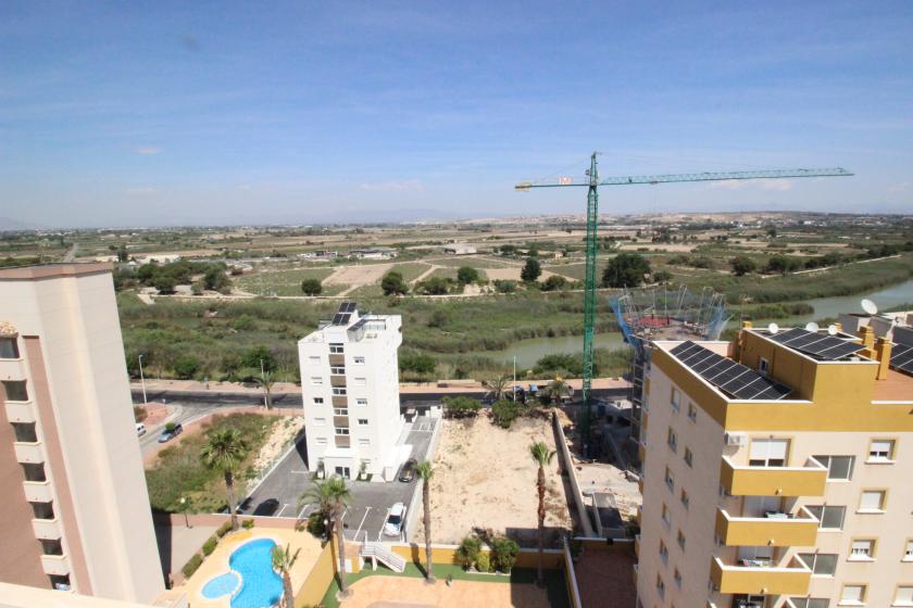Grupo Nexus Real Estate offers you an exclusive duplex attic for sale on Avenue del Puerto, Guardamar del Segura. in Nexus Grupo
