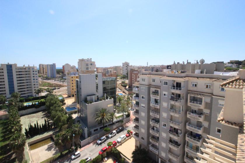Grupo Nexus Real Estate offers you an exclusive duplex attic for sale on Avenue del Puerto, Guardamar del Segura. in Nexus Grupo