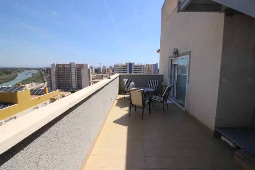 Grupo Nexus Real Estate offers you an exclusive duplex attic for sale on Avenue del Puerto, Guardamar del Segura. in Nexus Grupo