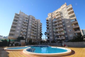 Grupo Nexus Real Estate offers you an exclusive duplex attic for sale on Avenue del Puerto, Guardamar del Segura. in Nexus Grupo