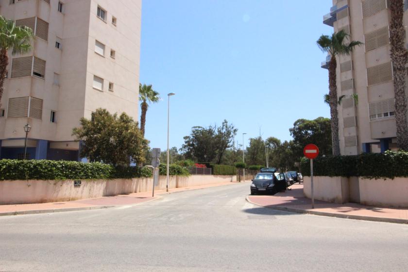 GRUP NEXUS MAKELAARDIJ, VERHUURT EEN APPARTEMENT VOOR HEEL JAAR. in Nexus Grupo