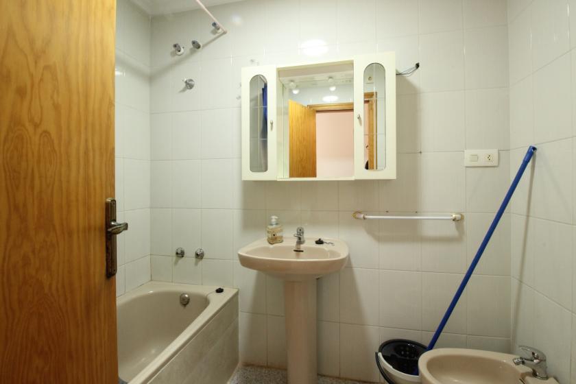 REAL ESTATE, GRUPO NEXUS rents a one-bedroom apartment on Avenida Cervantes. in Nexus Grupo