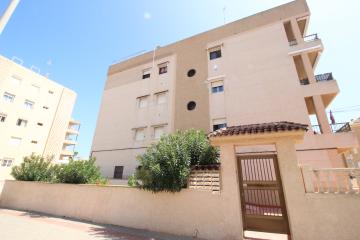 REAL ESTATE, GRUPO NEXUS rents a one-bedroom apartment on Avenida Cervantes. in Nexus Grupo