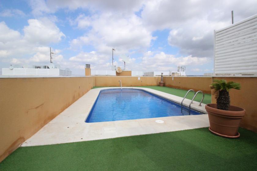 Realitní kancelář Grupo Nexus nabízí k prodeji sklady ve čtvrti Los Palacios, Formentera del Segura in Nexus Grupo