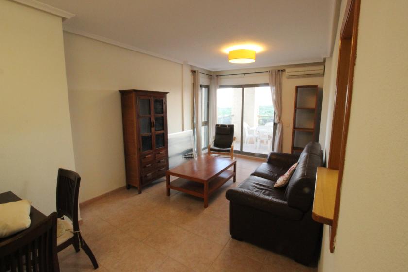 Realitní skupina Nexus nabízí k prodeji nádherný byt v rezidenční čtvrti Puerto Marino. in Nexus Grupo