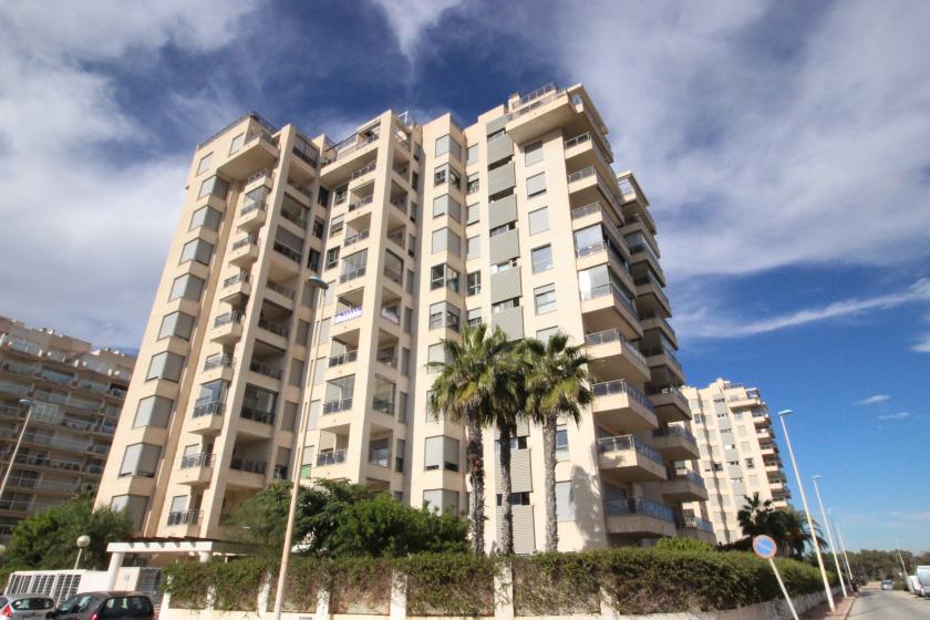 Nexus Real Estate Group presents a beautiful apartment for sale in the exclusive Puerto Marino residential area in Nexus Grupo