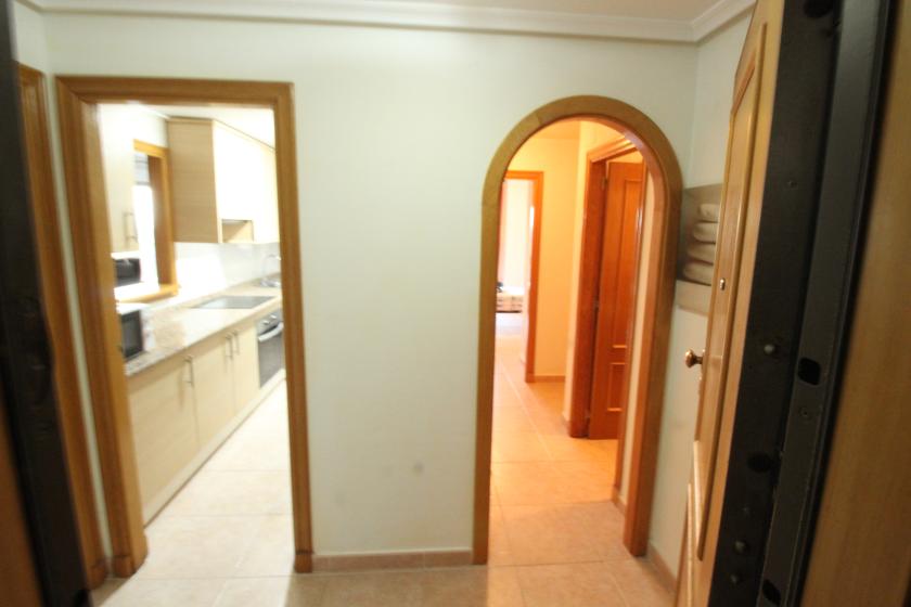 Realitní skupina Nexus nabízí k prodeji nádherný byt v rezidenční čtvrti Puerto Marino. in Nexus Grupo