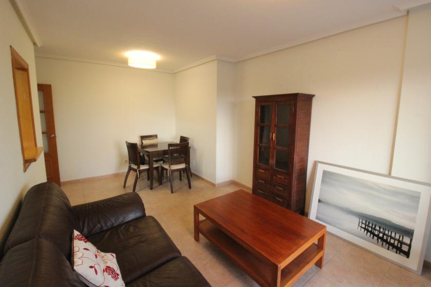 Realitní skupina Nexus nabízí k prodeji nádherný byt v rezidenční čtvrti Puerto Marino. in Nexus Grupo