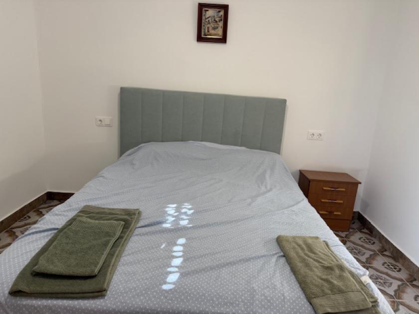 Realitní kancelář GRUPO NEXUS pronajímá dům na ulici Almoradí, poblíž hradu. in Nexus Grupo