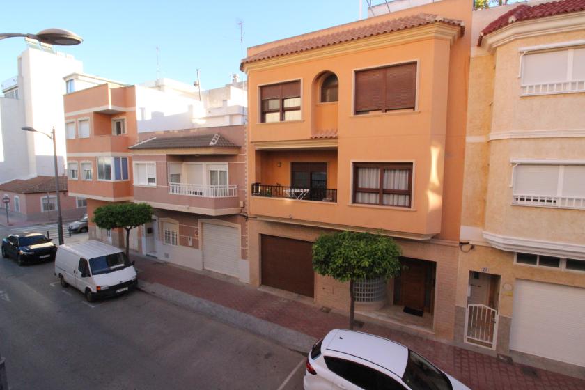 GRUPO NEXUS Real Estate offers for sale an apartment on San Emigdio Street, Guardamar del Segura. in Nexus Grupo