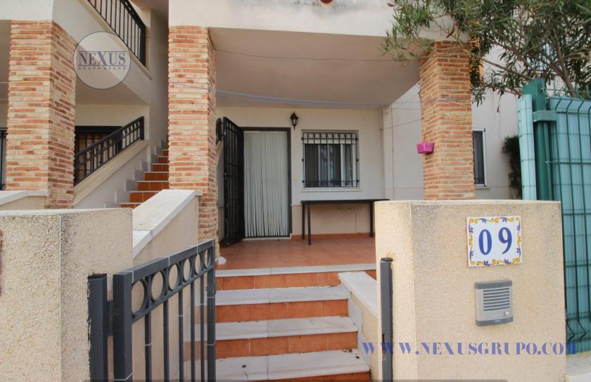 INMOBILIARIA, GRUPO NEXUS, ALQUILA PARA TODO EL AÑO BUNGALOW EN PLANTA BAJA EN DAYA VIEJA in Nexus Grupo