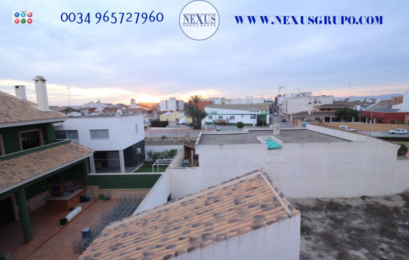 Grupo Nexus rents top floor bungalow in Nexus Grupo