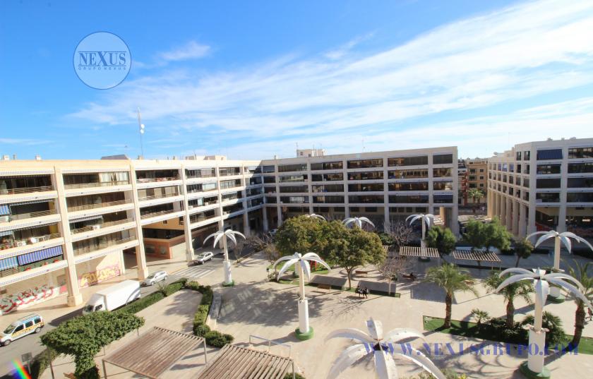 Apartamento en alquiler en la Plaza Porticada in Nexus Grupo