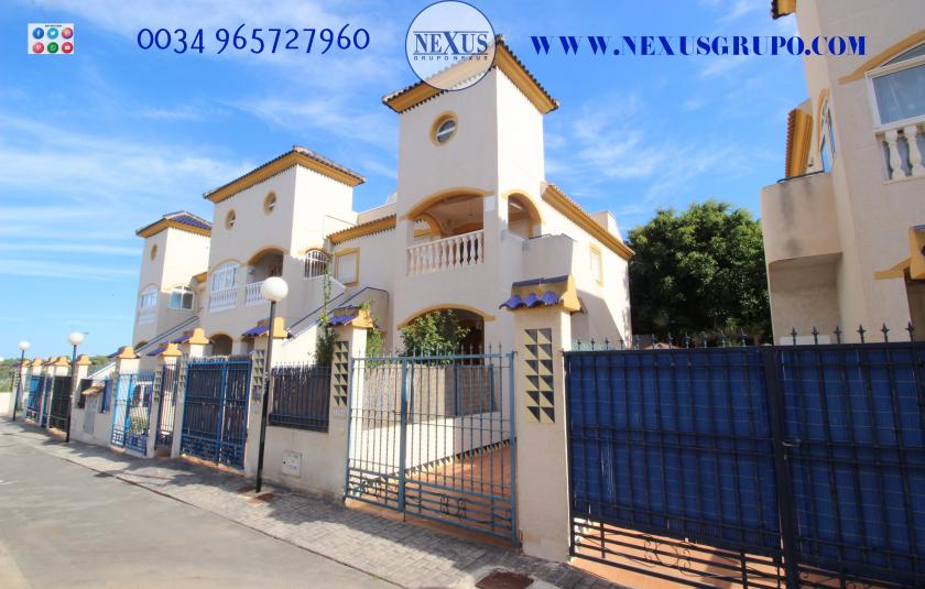 INMOBILIARIA GRUPO NEXUS VENDE EXCELENTE BUNGALOW EN PLANTA ALTA EN URBANIZACIÓN EL EDÉN GUARDAMAR DEL SEGURA in Nexus Grupo