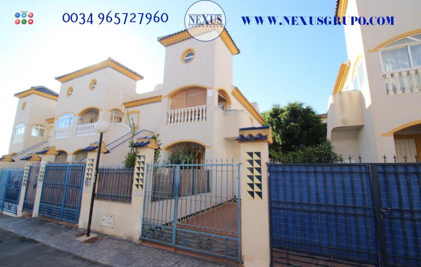 INMOBILIARIA GRUPO NEXUS VENDE EXCELENTE BUNGALOW EN PLANTA ALTA EN URBANIZACIÓN EL EDÉN GUARDAMAR DEL SEGURA in Nexus Grupo