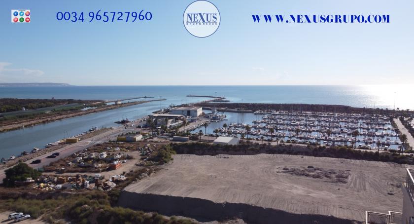 INMOBILIARIA GRUPO NEXUS RENT DUPLEX PENTHOUSE, PŘEDNÍ PUERTO DEPORTIVO DE GUARDAMAR DEL SEGURA in Nexus Grupo