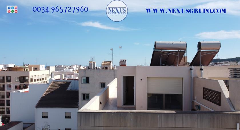 INMOBILIARIA GRUPO NEXUS RENT ATTIC DUPLEX CENTRO DE GUARDAMAR in Nexus Grupo