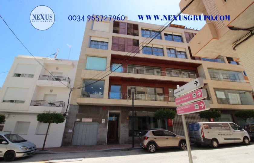 INMOBILIARIA GRUPO NEXUS ALQUILA ÁTICO DUPLEX CENTRO DE GUARDAMAR in Nexus Grupo