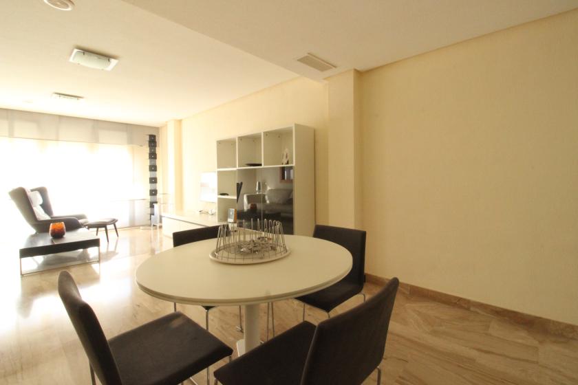 INMOBILIARIA, NEXUS GROUP WYNAJMUJE LUKSUSOWY APARTAMENT PRZY CALLE SAN JOSÉ NA CAŁY ROK in Nexus Grupo
