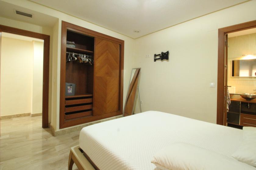 INMOBILIARIA, NEXUS GROUP WYNAJMUJE LUKSUSOWY APARTAMENT PRZY CALLE SAN JOSÉ NA CAŁY ROK in Nexus Grupo