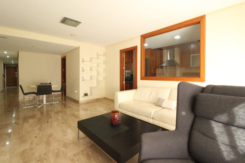 INMOBILIARIA, NEXUS GROUP WYNAJMUJE LUKSUSOWY APARTAMENT PRZY CALLE SAN JOSÉ NA CAŁY ROK in Nexus Grupo
