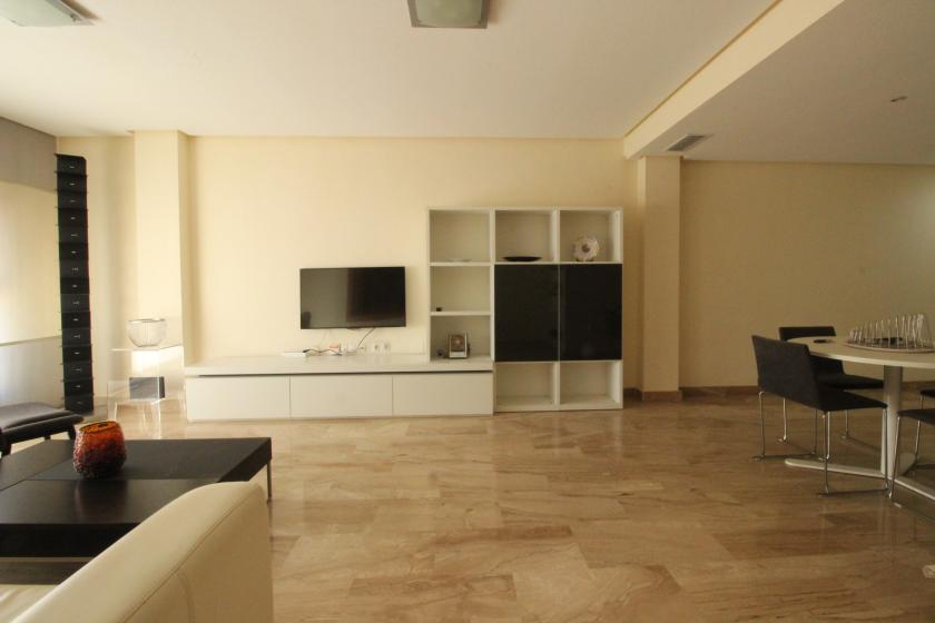 INMOBILIARIA, NEXUS GROUP WYNAJMUJE LUKSUSOWY APARTAMENT PRZY CALLE SAN JOSÉ NA CAŁY ROK in Nexus Grupo