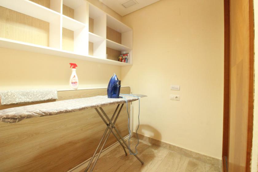 INMOBILIARIA, NEXUS GROUP WYNAJMUJE LUKSUSOWY APARTAMENT PRZY CALLE SAN JOSÉ NA CAŁY ROK in Nexus Grupo