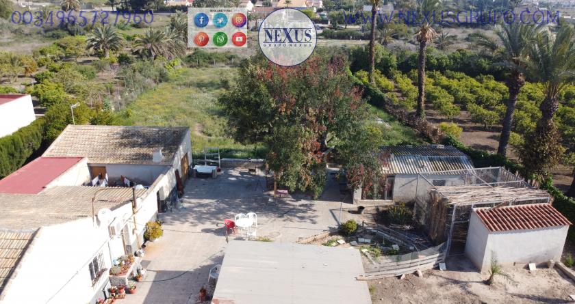 REAL ESTATE GROUP NEXUS SELLS RUSTIC LAND WITH HOUSE IN LA MARINA in Nexus Grupo