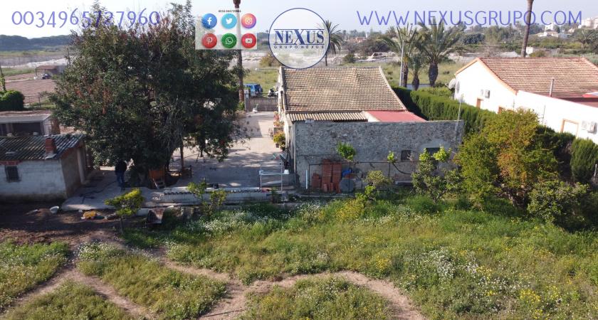 REAL ESTATE GROUP NEXUS SELLS RUSTIC LAND WITH HOUSE IN LA MARINA in Nexus Grupo