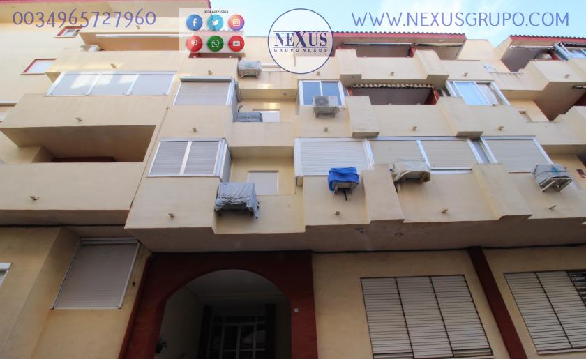 INMOBILIARIA, NEXUS GROUP HUURT APPARTEMENT VOOR HET HELE JAAR IN CALLE ARENAS in Nexus Grupo