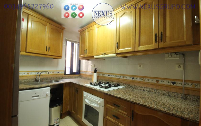 INMOBILIARIA, GRUPO NEXUS, ALQUILA PISO ÁTICO DÚPLEX, PARA TODO EL AÑO, CALLE SANCHIS GUARNER! in Nexus Grupo