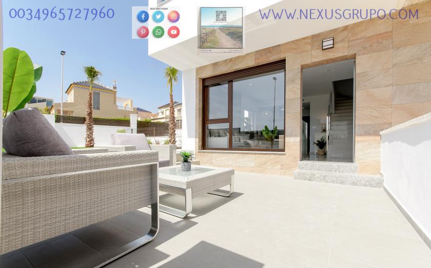 INMOBILIARIA, GRUPO NEXUS, VENDE CHALET ADOSADO  DE LUJO EN LOS BALCONES DE TORREVIEJA in Nexus Grupo